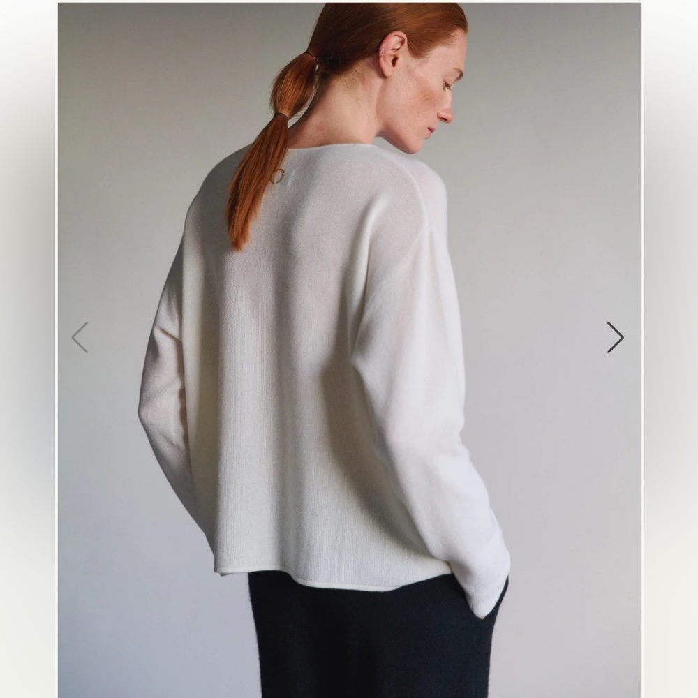 Oyuna Mongolian Cashmere Cropped Crewneck Quarter Sleeve Sweater Dove Grey